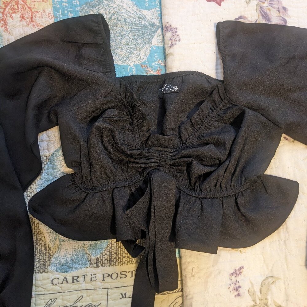 Black cropped blouse